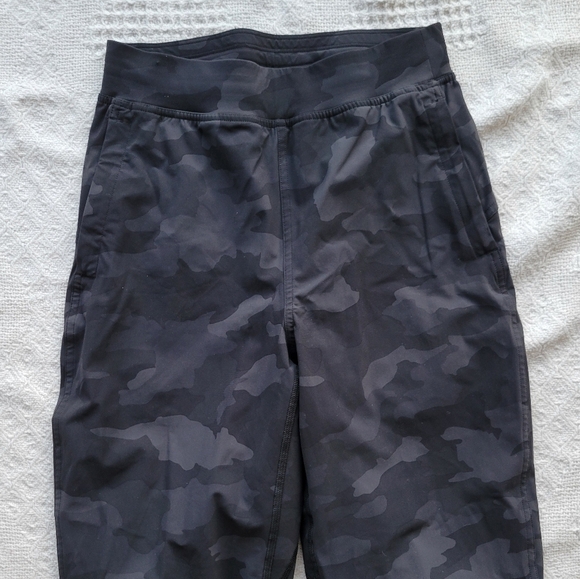 Lululemon Adapted State High-Rise Jogger *28" - Picture 4 of 12